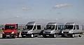 Mercedes-Benz Sprinter Doppelkabine, Kastenwagen extralang, Kombi und Kastenwagen standard (v.l.n.r.). 